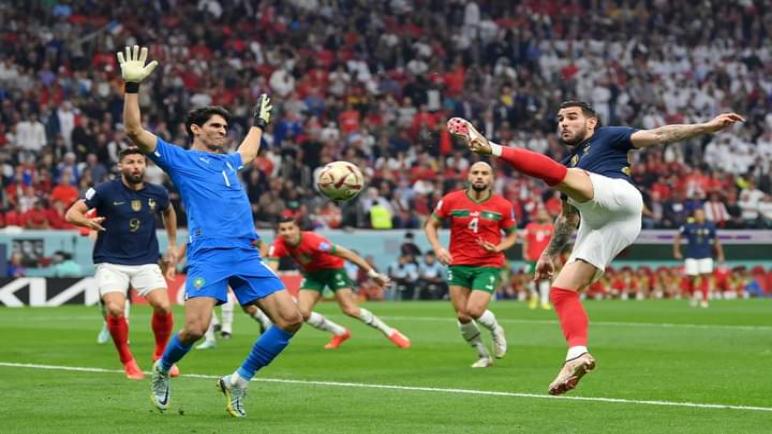 مشاركة المغرب في كأس العالم 2022..إنجاز تاريخي ونصف نهائي دون المستوى..عقادي نيوز