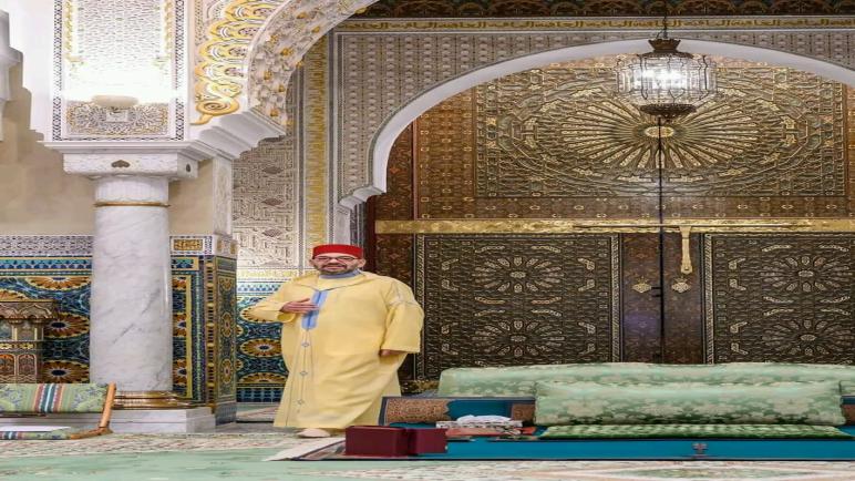 أمير المؤمنين يترأس الدرس الخامس من سلسلة الدروس الحسنية الرمضانية…عقادي نيوز