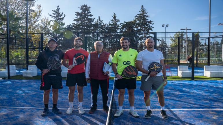 Les meilleurs doublettes du Maroc au Padel et vainqueurs du tournoi organisé au club WIFAQ de Rabat week-end dernier.