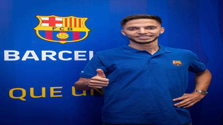 اللاعب المغربي خالد بوزيد ينظم لفريق برشلونة