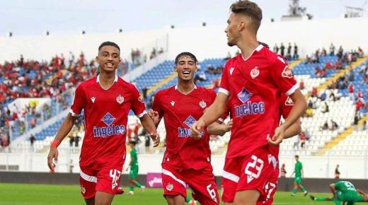 الوداد يقدم لاعبيه الجدد لوسائل الإعلام والجماهير بملعب العربي الزاولي قبل مباراة المغرب التطواني…عقادي نيوز